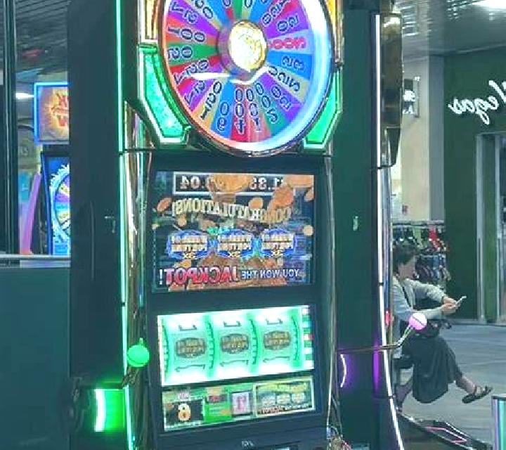 Action Heroes online slot