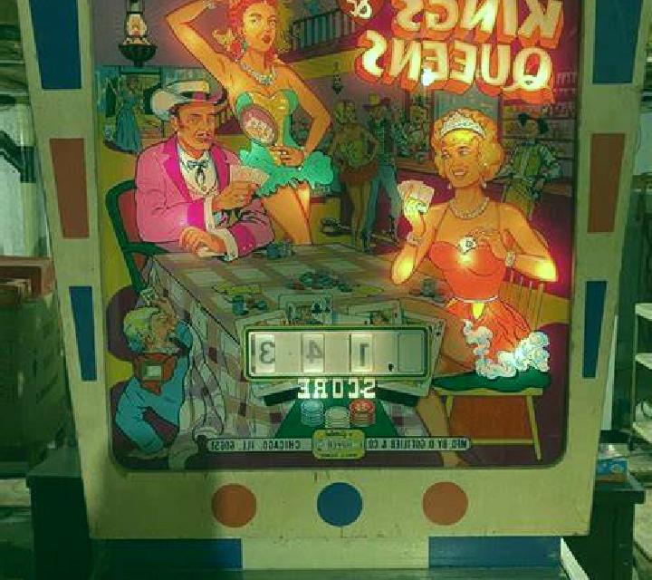 Bikini Queens slot game