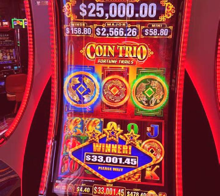 Box of Treasures slot machine