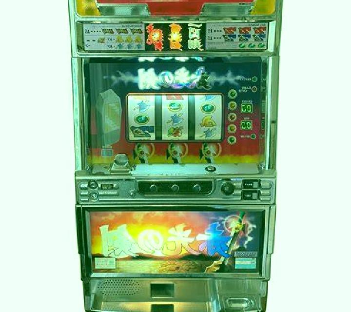 Crystal Lotuses slot machine
