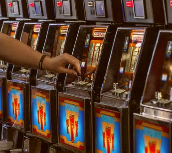 Fancy Poker 5 slot machine