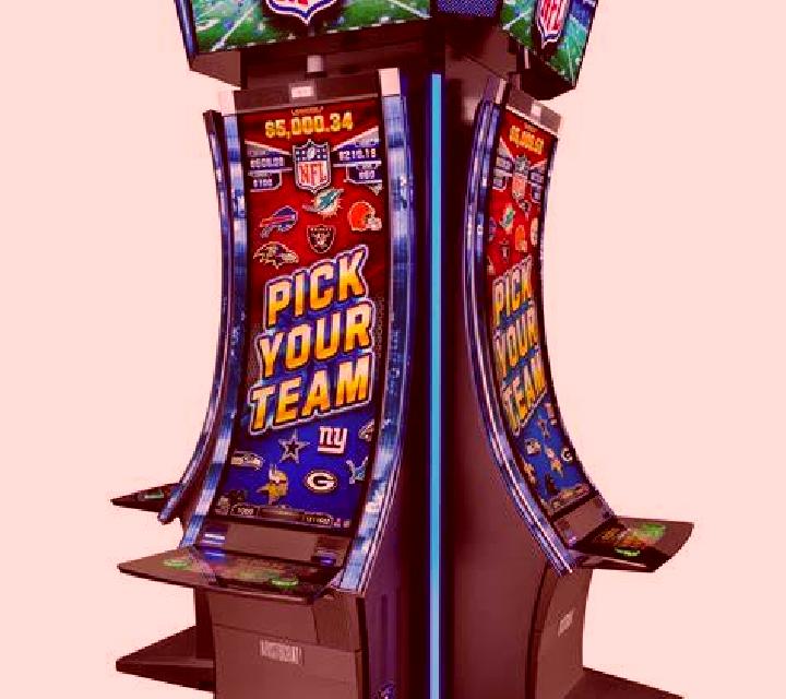 Football Ultimate Champions King slot machine