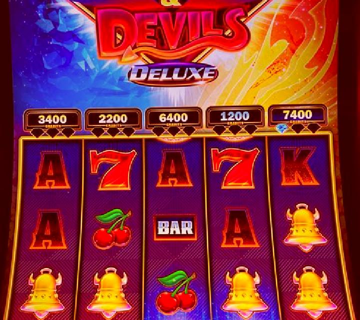 Forever Diamonds slot
