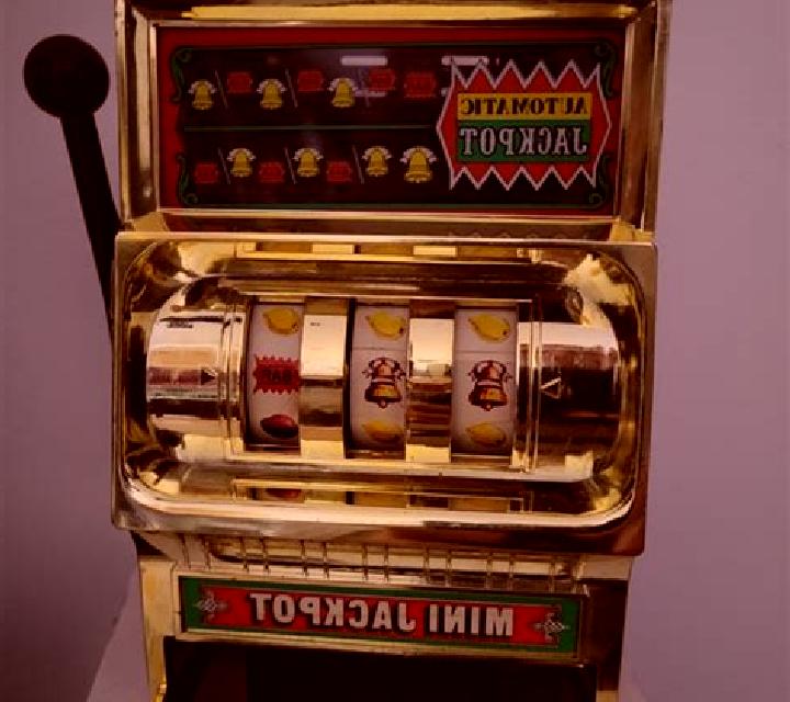 Galactic Invaders slot machine