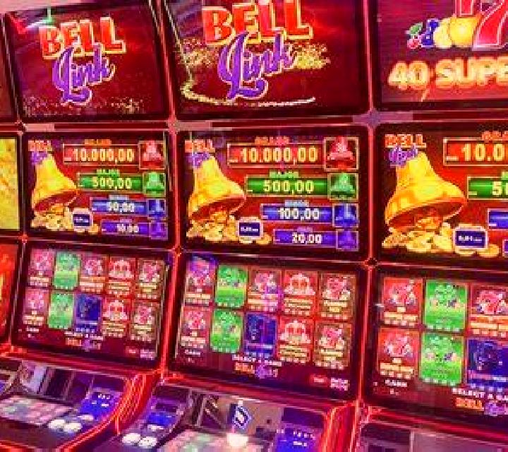 Gates of Merlyn slot machine