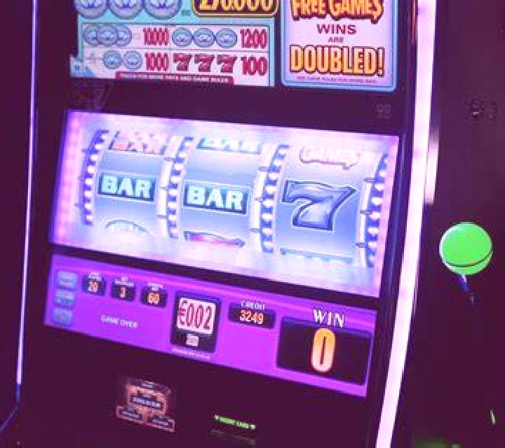 Golden Bullets slot machine