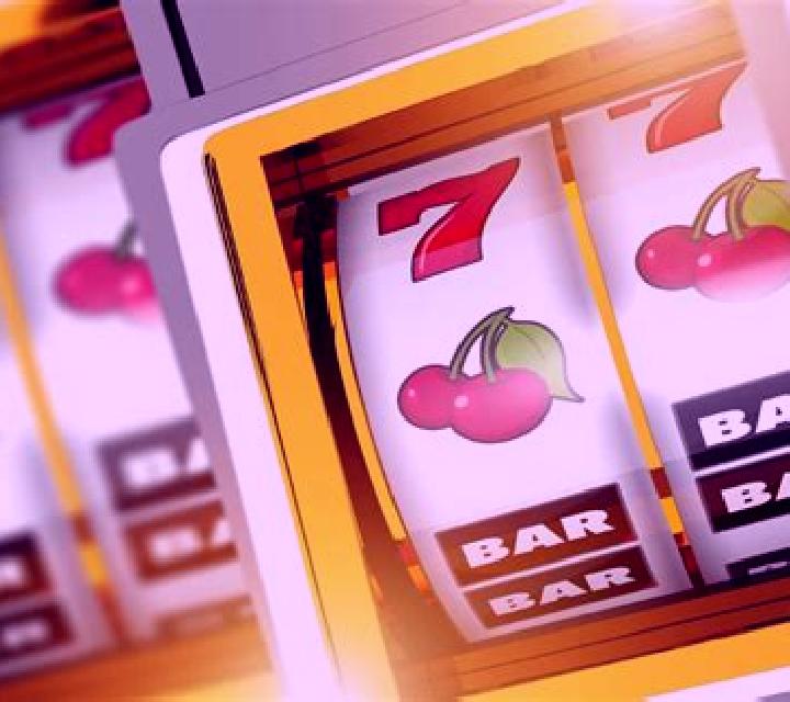 Golden Lucky Cat slot machine