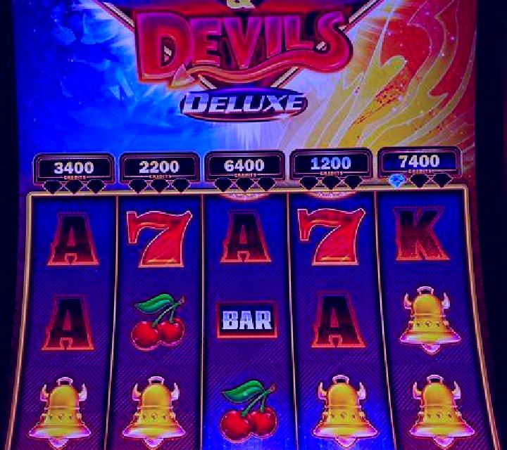 Gus s Gold Megaways slot game