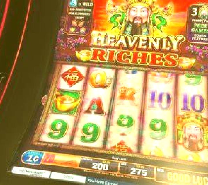 Heavenly Riches slot