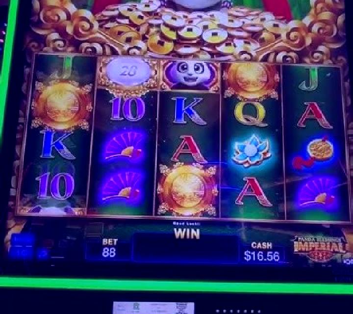 Panda Blessings slot machine