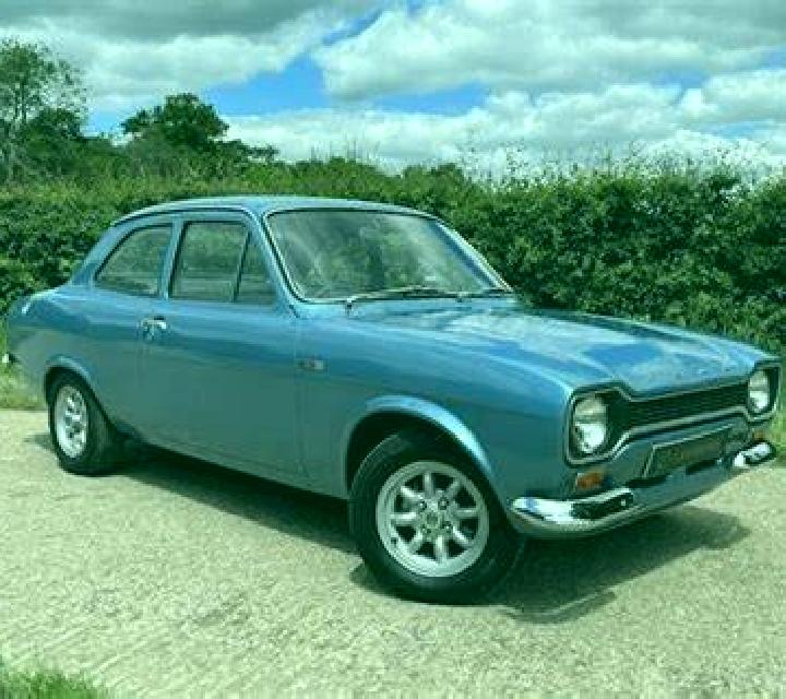 Playboy Featuring Pitbull slot game