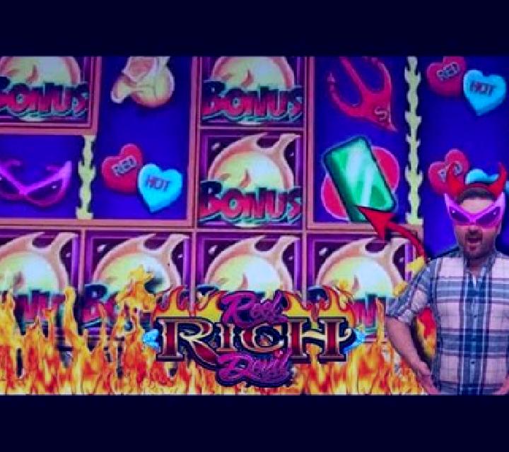 Poker Stadium slot machine