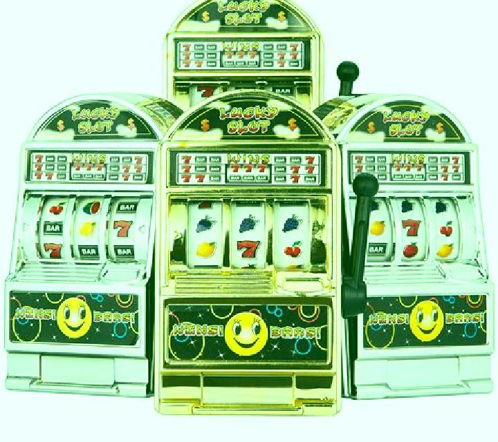 Reels of Darkness slot game