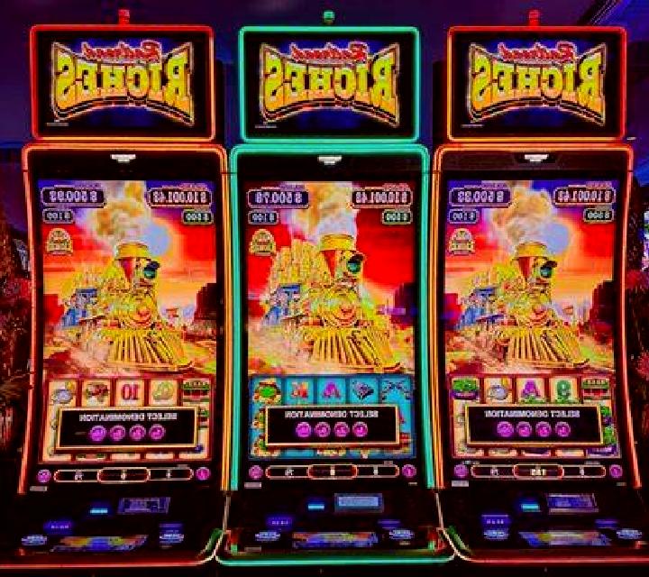 Road 2 Riches slot machine