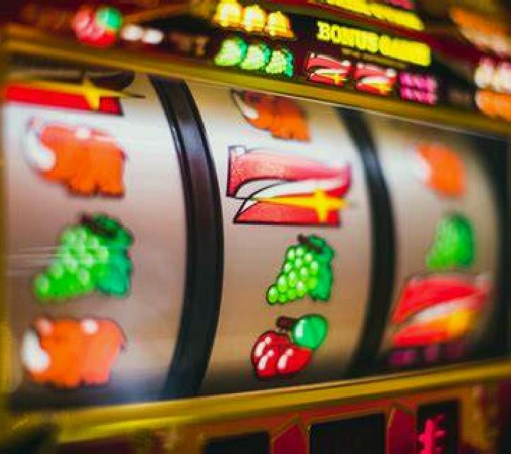 Snow White (XIN Gaming) slot machine