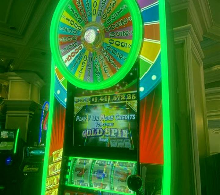 Stars Invaders slot machine